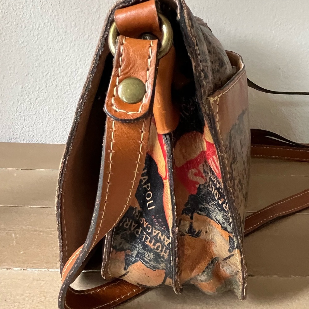 Patricia Nash Old World Crossbody Bag - Picture 6 of 14